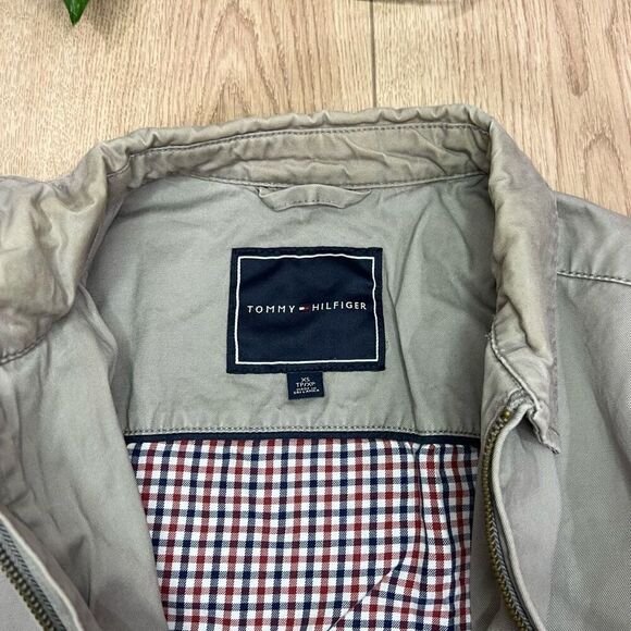 Tommy Hilfiger Jacket - Picture 3 of 7
